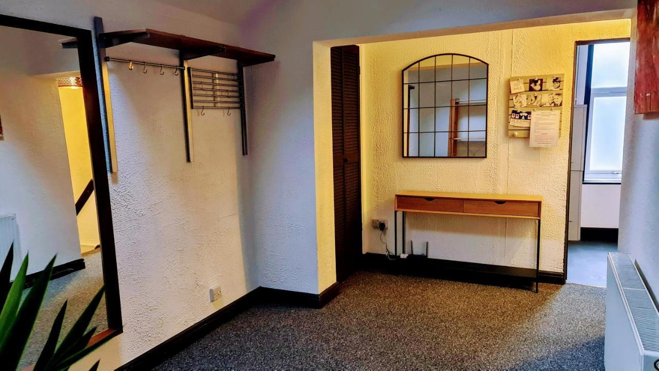 Gorgeous Town Center 3 Bedroom Self Contained Apartment For 1-5 People Harrogate Exterior photo